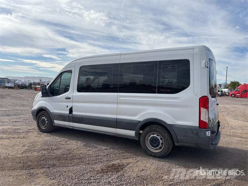 Ford Transit 350 14 Passenger Van 패널 화물차