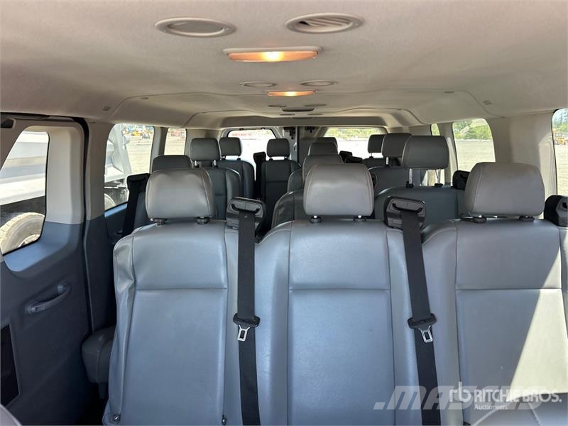Ford Transit 350 14 Passenger Van (Inoperable) Preču pārvadāšanas furgoni