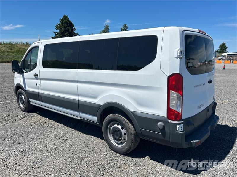 Ford Transit 350 14 Passenger Van (Inoperable) Preču pārvadāšanas furgoni