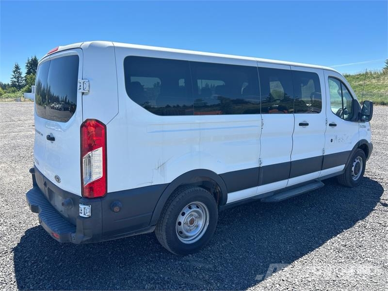 Ford Transit 350 14 Passenger Van (Inoperable) Preču pārvadāšanas furgoni