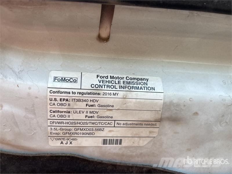 Ford Transit 350 14 Passenger Van 패널 화물차
