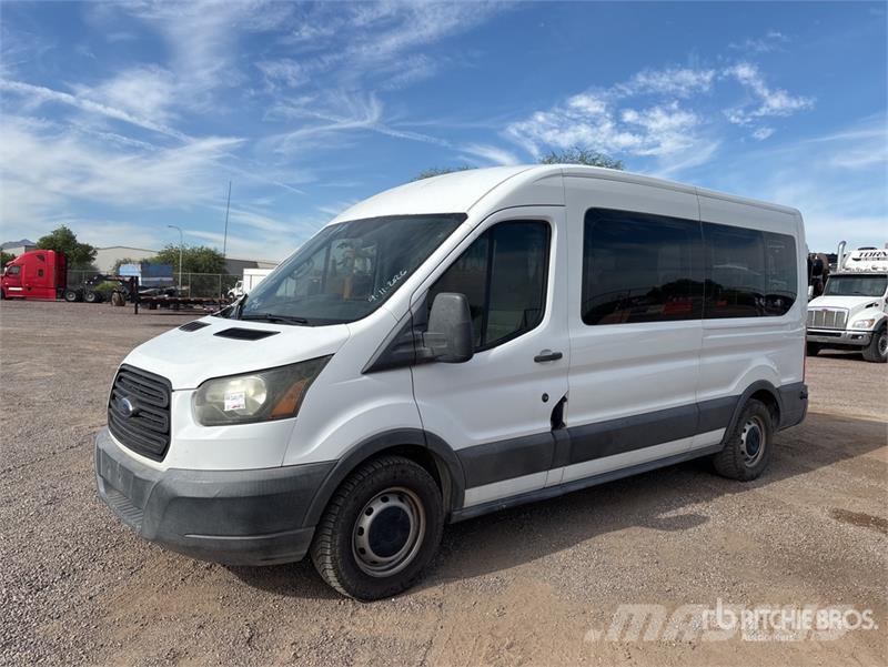 Ford Transit 350 14 Passenger Van 패널 화물차
