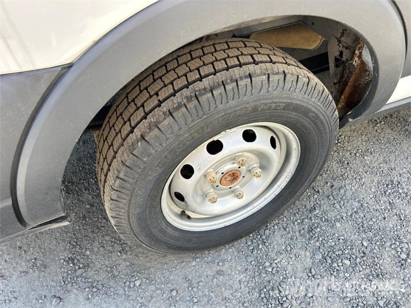 Ford Transit 350 14 Passenger Van (Inoperable) Preču pārvadāšanas furgoni