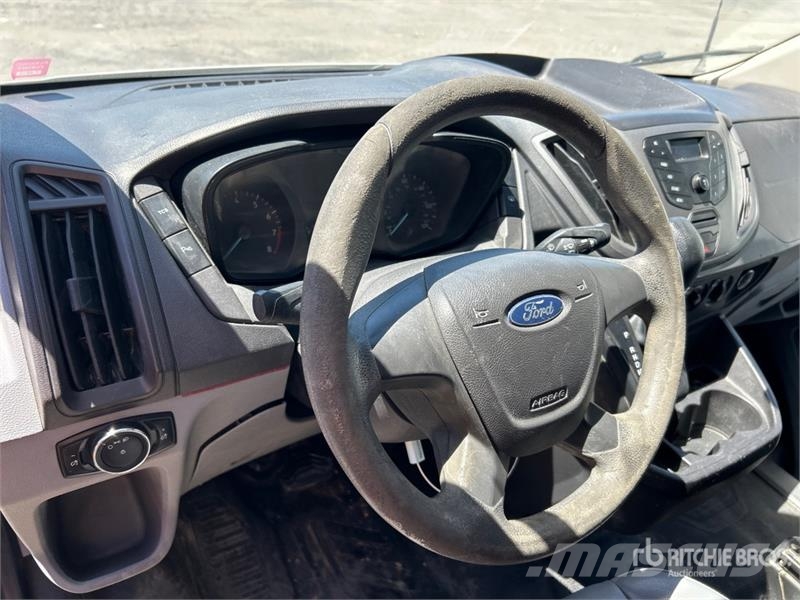 Ford Transit 350 14 Passenger Van (Inoperable) Preču pārvadāšanas furgoni