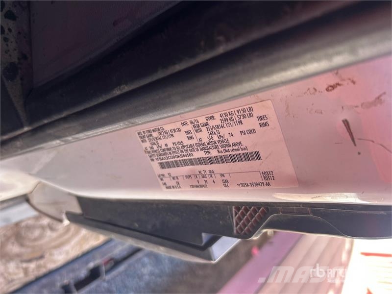 Ford Transit 350 14 Passenger Van 패널 화물차