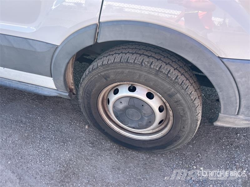 Ford Transit 350 Cargo Van Панельні фургони