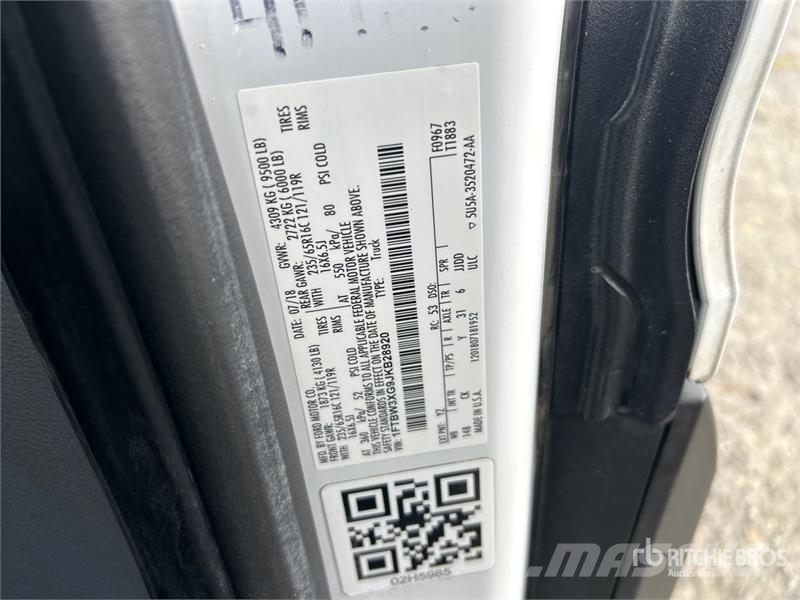 Ford Transit 350 Cargo Van Preču pārvadāšanas furgoni