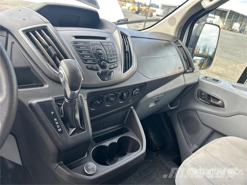 Ford Transit 350 Cargo Van Preču pārvadāšanas furgoni