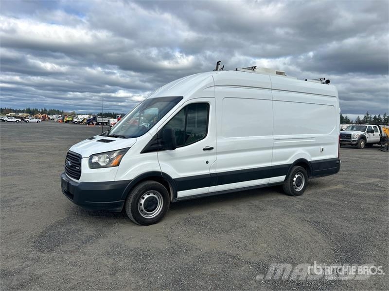 Ford Transit 350 Cargo Van Preču pārvadāšanas furgoni