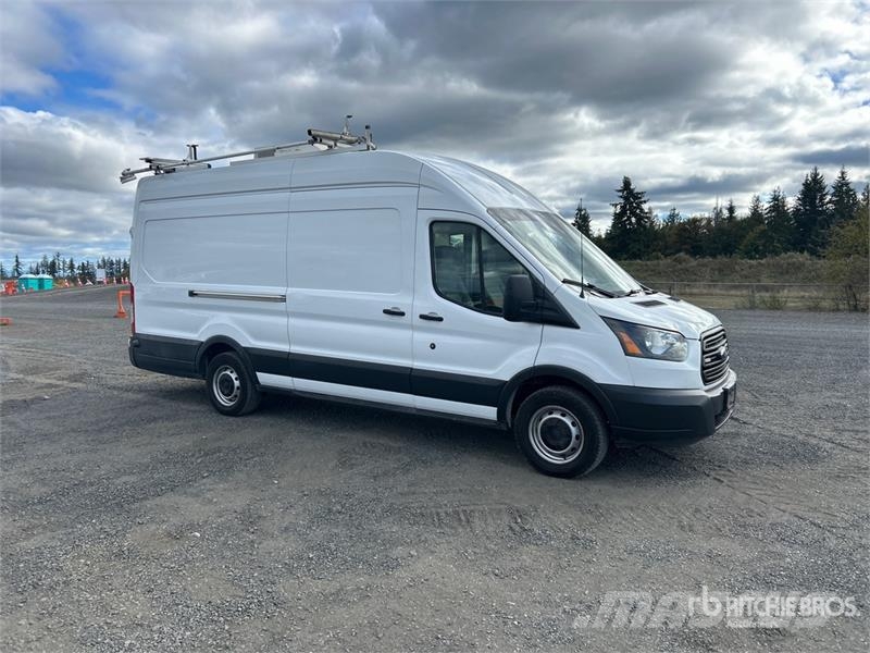 Ford Transit 350 Cargo Van Preču pārvadāšanas furgoni