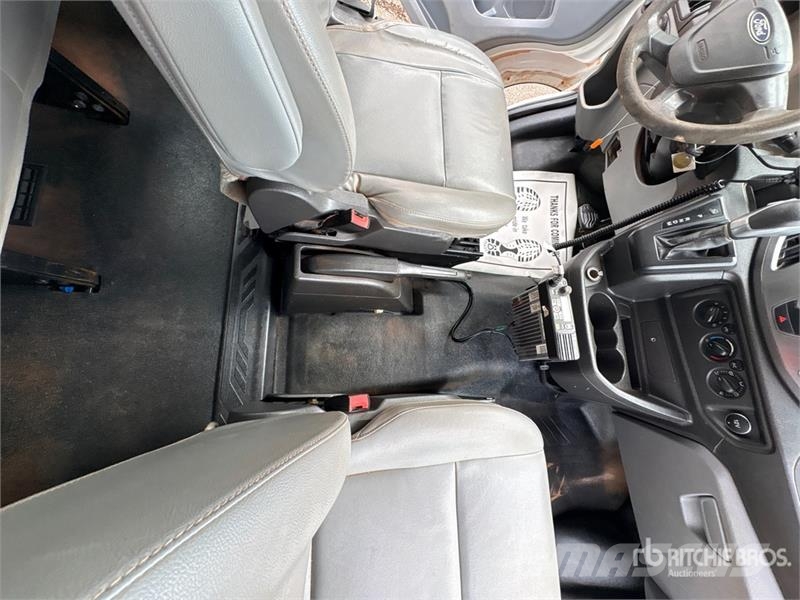 Ford Transit 350 Cargo Van Dostavna vozila / kombiji