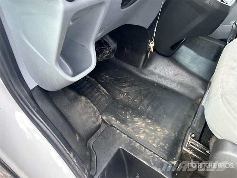 Ford Transit 350 Cargo Van Preču pārvadāšanas furgoni