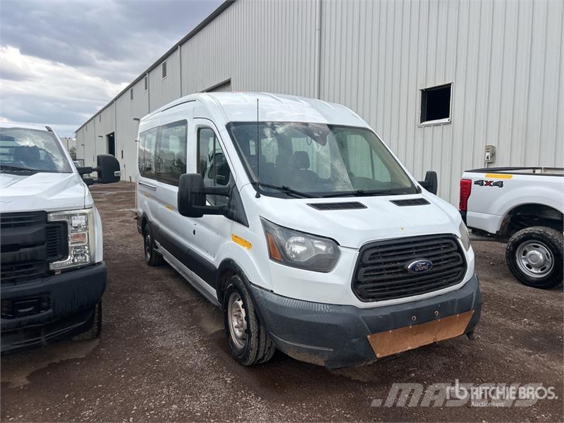 Ford Transit 350 Passenger Van Lieferwagen