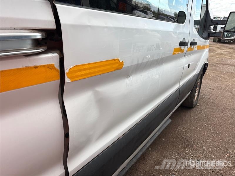 Ford Transit 350 Passenger Van Lieferwagen
