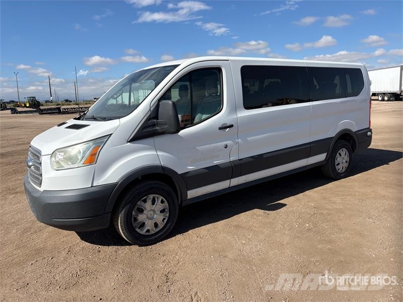 Ford Transit 350 XLT 12 Passenger Van Preču pārvadāšanas furgoni