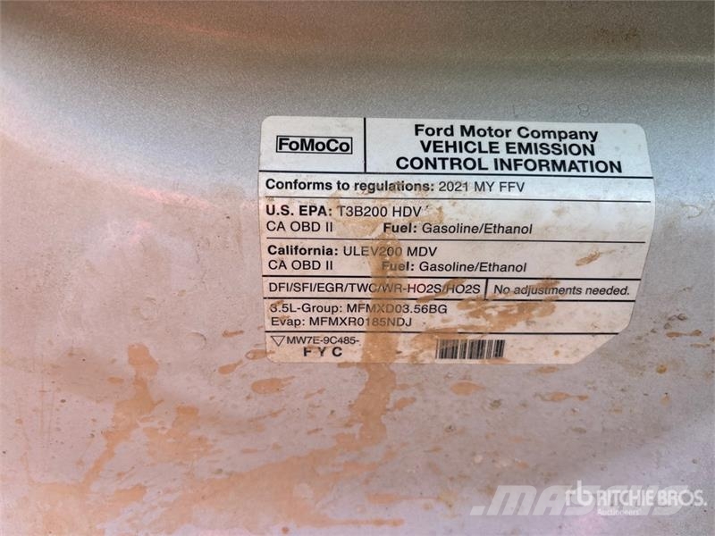 Ford Transit 350 XLT 15 Passenger Van Furgone chiuso