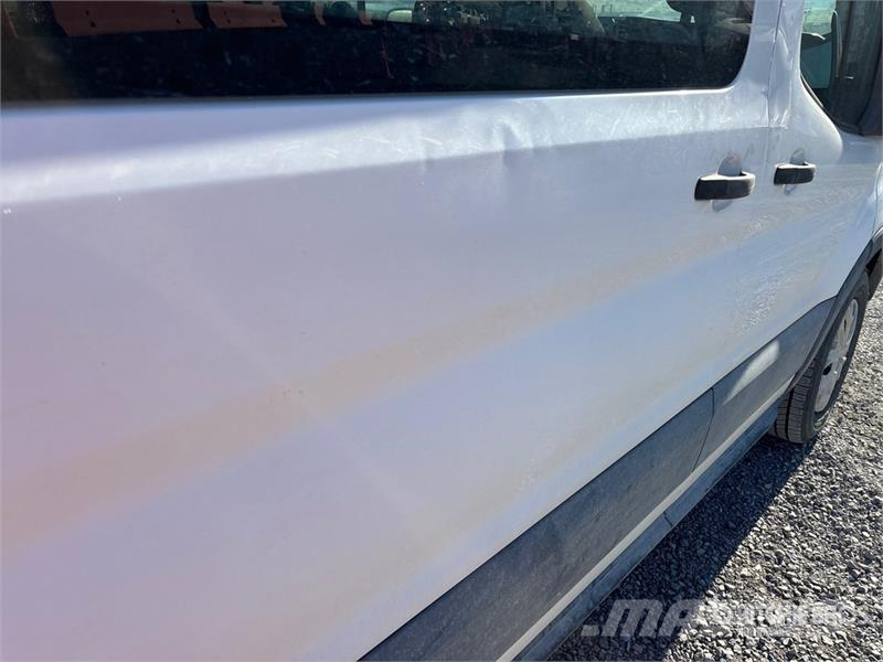 Ford Transit 350 XLT 15 Passenger Van Furgone chiuso