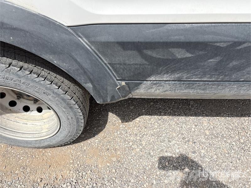 Ford Transit 350 XLT 15 Passenger Van Furgonetas cerradas