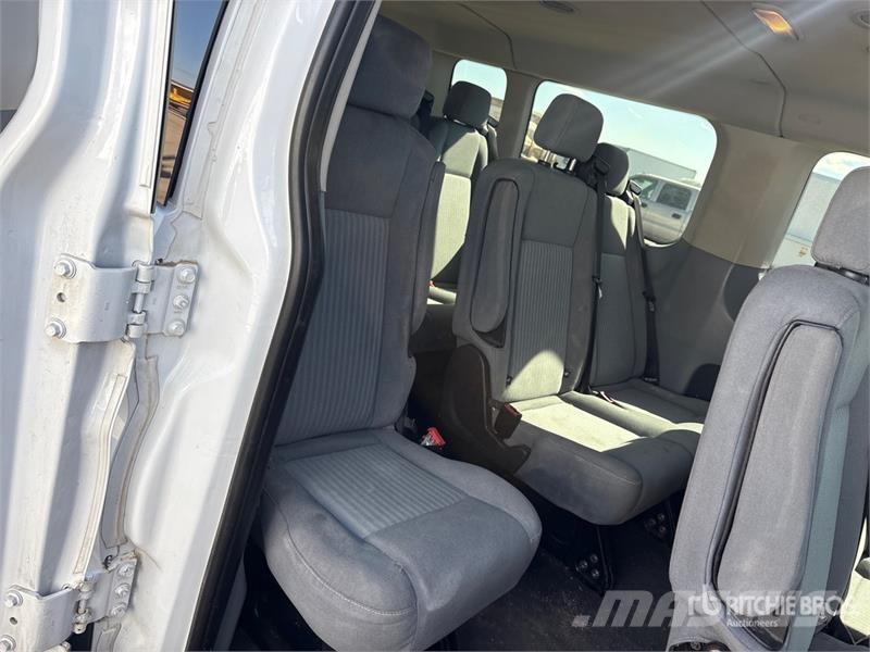 Ford Transit 350 XLT 12 Passenger Van Preču pārvadāšanas furgoni