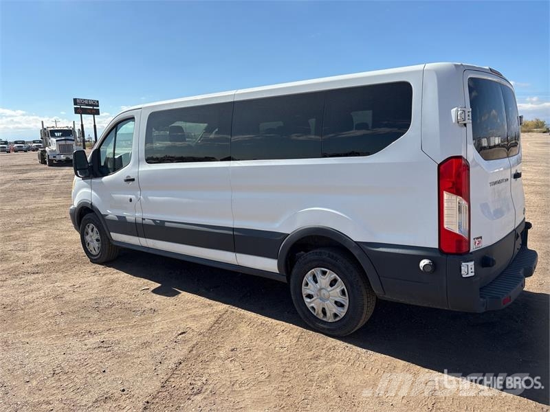 Ford Transit 350 XLT 12 Passenger Van Preču pārvadāšanas furgoni