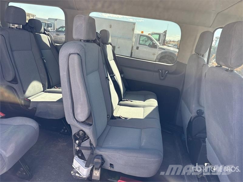 Ford Transit 350 XLT 12 Passenger Van Preču pārvadāšanas furgoni