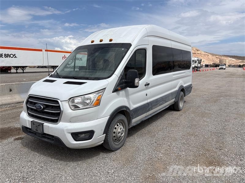 Ford Transit 350 XLT 15 Passenger Van Furgonetas cerradas