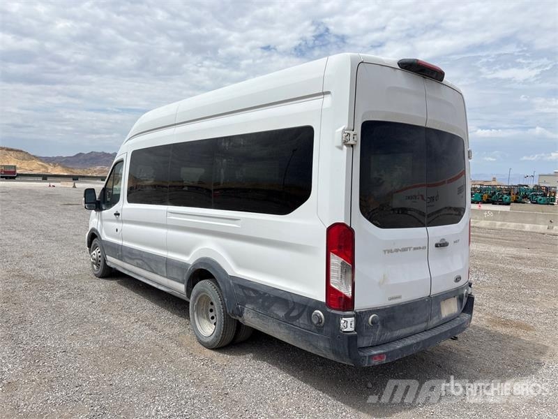 Ford Transit 350 XLT 15 Passenger Van Furgonetas cerradas