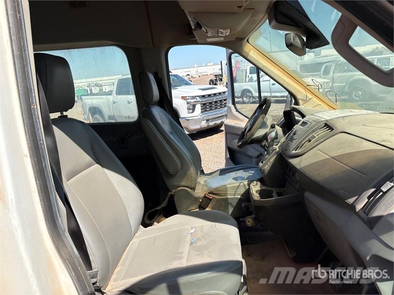 Ford Transit Cargo Van (Inoperable) Dostavna vozila / kombiji