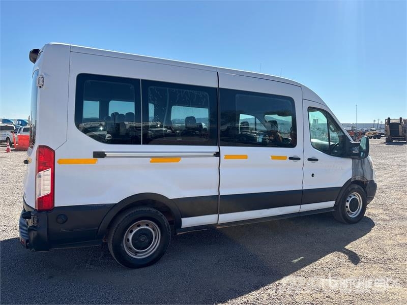 Ford Transit Cargo Van Furgone chiuso