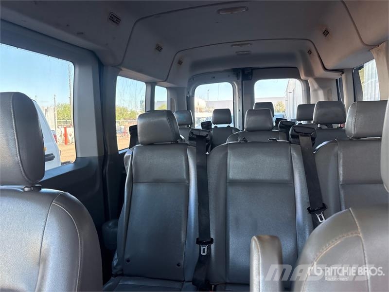 Ford Transit Cargo Van Furgone chiuso