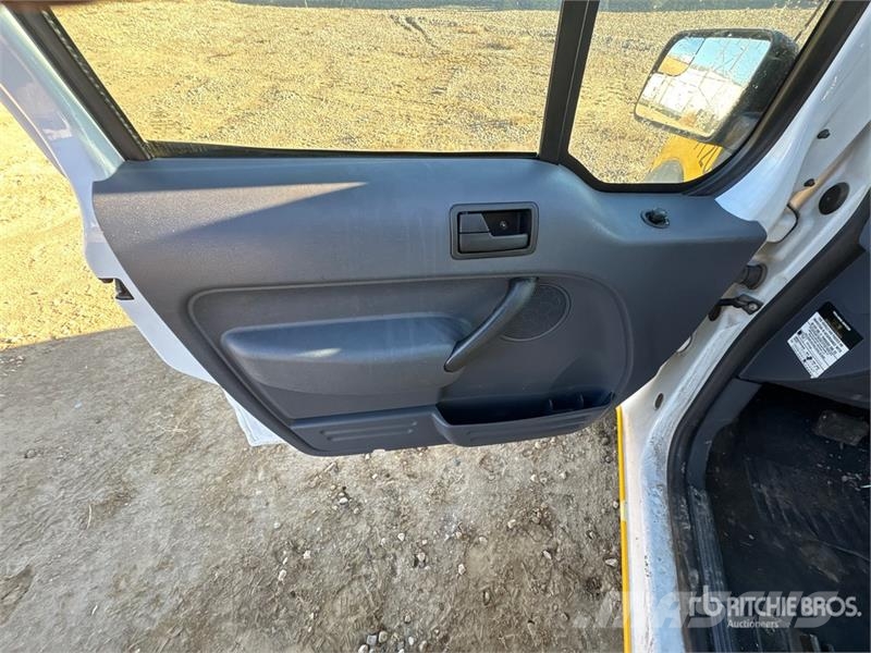 Ford Transit Connect Preču pārvadāšanas furgoni