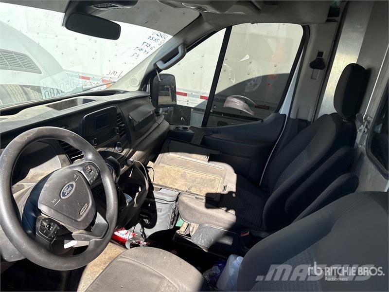 Ford Transit Connect 廂式貨物運輸車