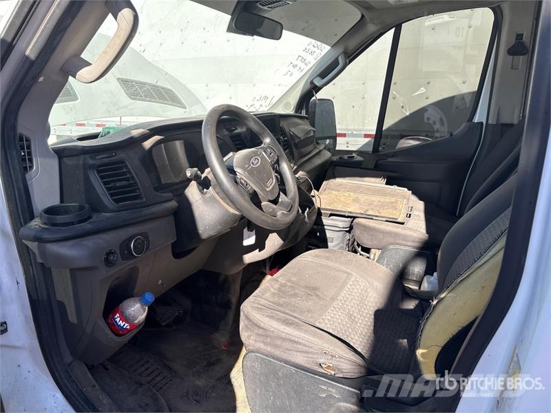 Ford Transit Connect 廂式貨物運輸車