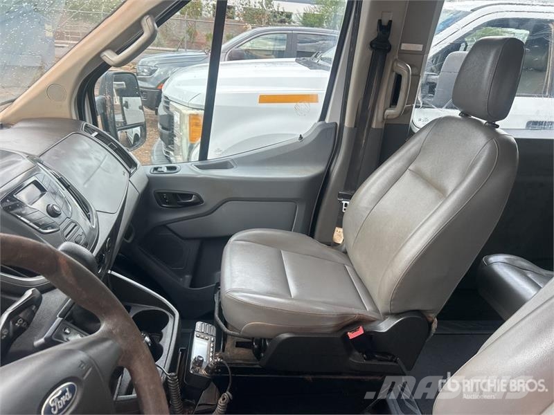 Ford Transit Passenger Van Dostavna vozila / kombiji