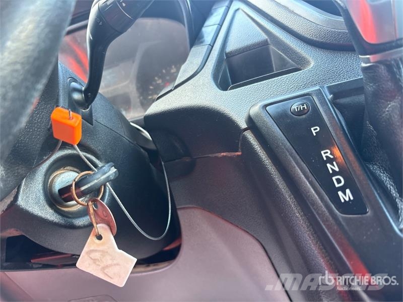 Ford Transit Passenger Van 廂式貨物運輸車