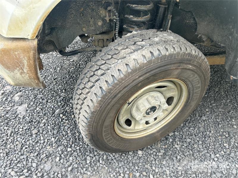 Ford XL 4x4 Crew Cab Pickup 其他