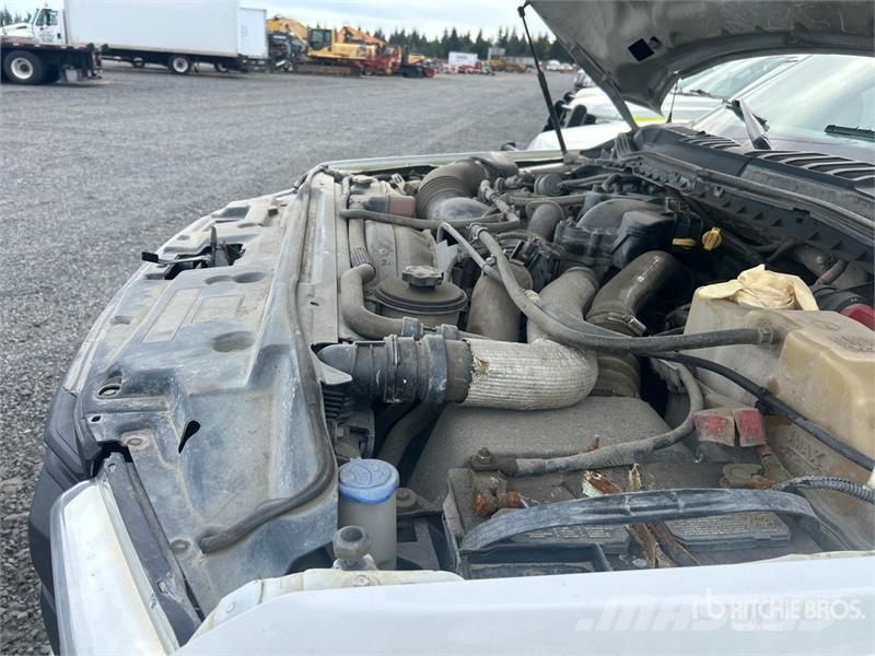 Ford XL 4x4 Crew Cab Pickup 其他