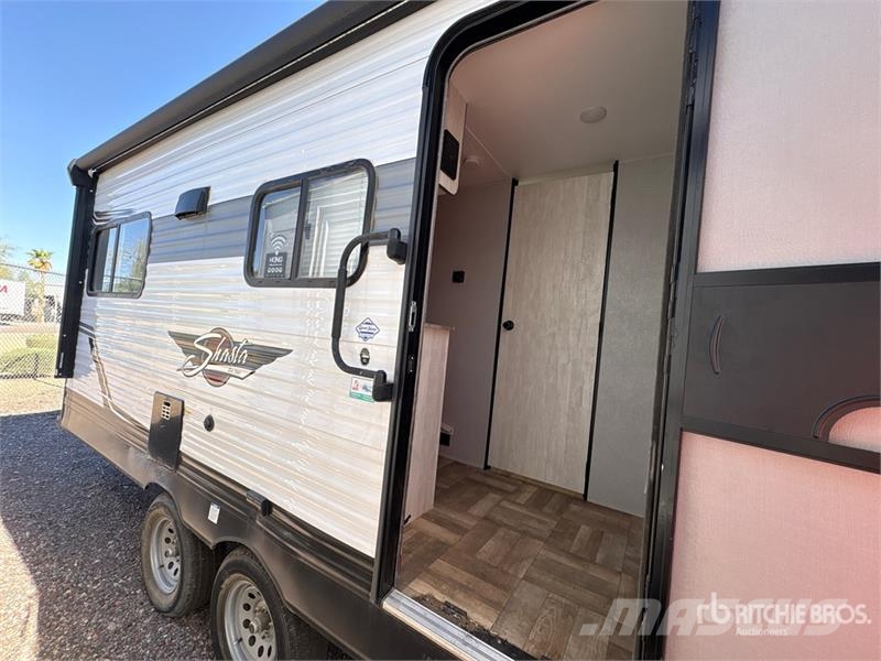 Forest River 21CK 26 ft 2 in T/A Travel Trailer 其他拖車