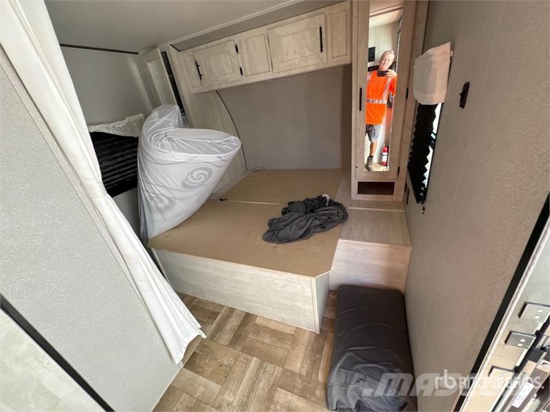 Forest River 21CK 26 ft 2 in T/A Travel Trailer 其他拖車