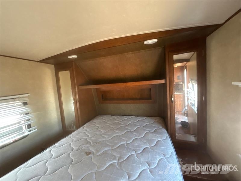 Forest River 24 ft T/A Travel Trailer Otros remolques