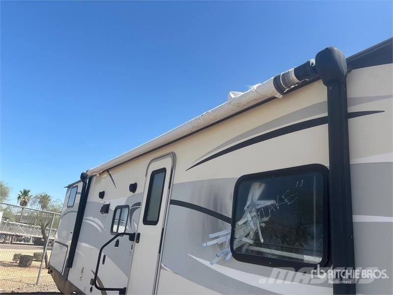 Forest River 24 ft T/A Travel Trailer Otros remolques