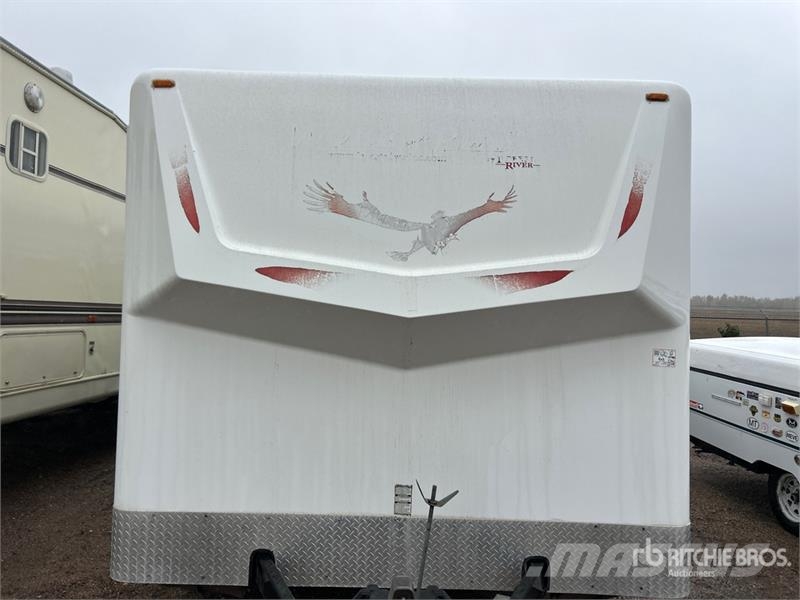 Forest River Work & Play 24 ft T/A Toy Hauler Travel Trailer Autre remorque