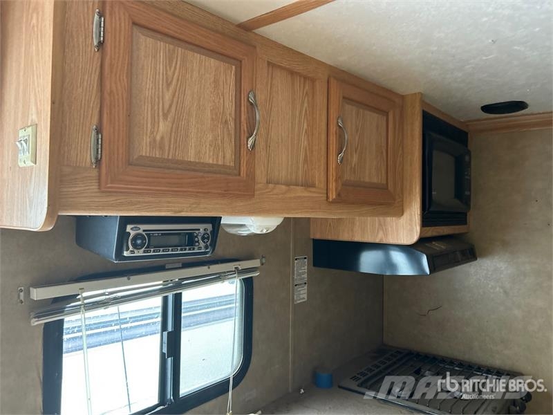 Forest River Work & Play 24 ft T/A Toy Hauler Travel Trailer Autre remorque