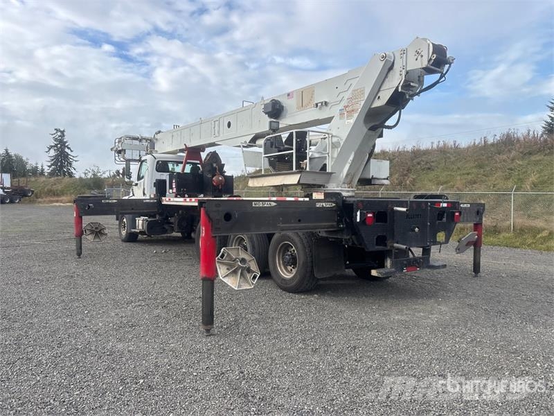 Freightliner 108SD Kamioni sa kranom