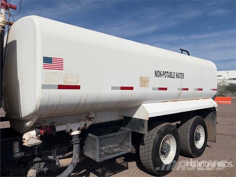 Freightliner 108SD Caminhão-pipa