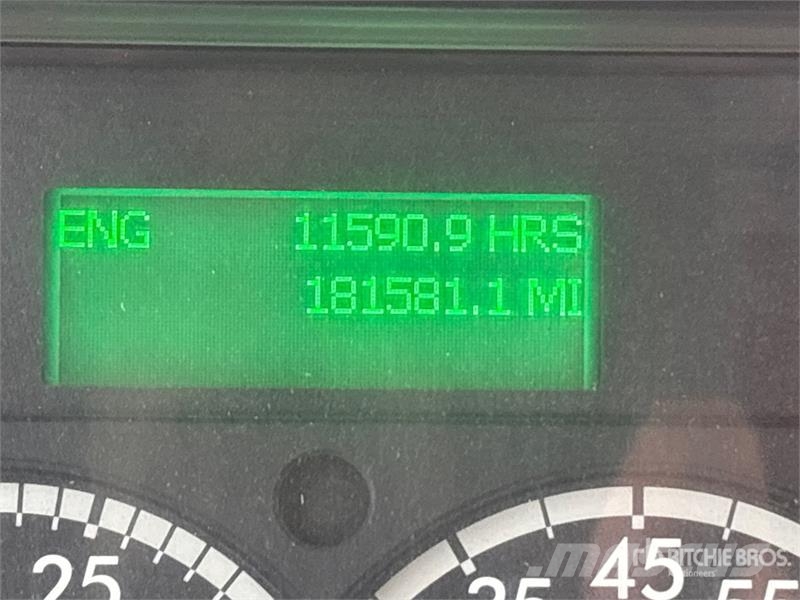 Freightliner 108SD Kamioni sa kranom