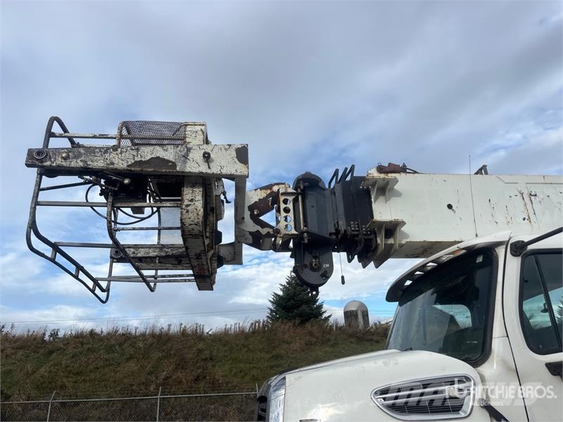 Freightliner 108SD Kamioni sa kranom