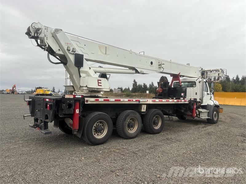 Freightliner 108SD Kamioni sa kranom