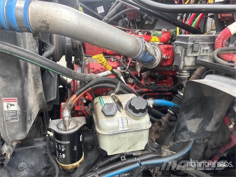 Freightliner 108SD Kamioni sa kranom