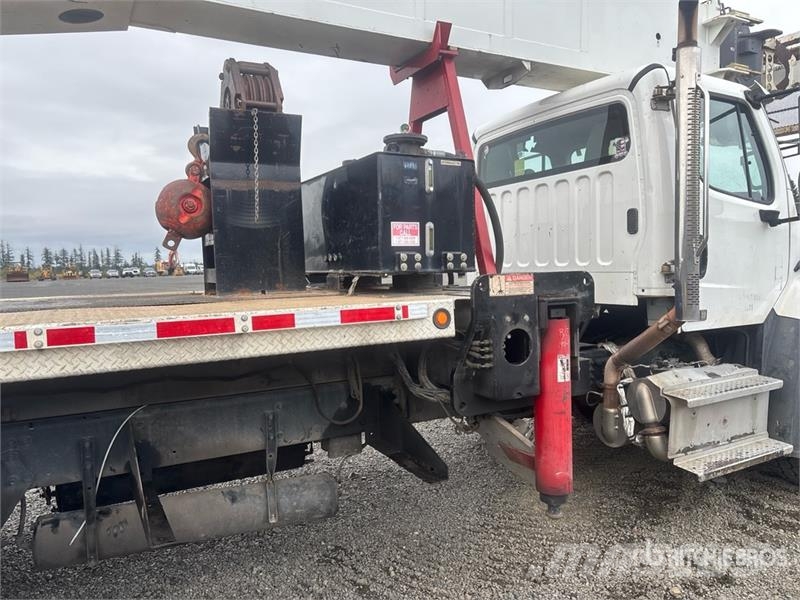 Freightliner 108SD Kamioni sa kranom